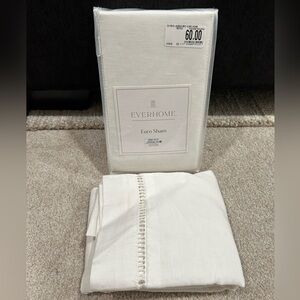 Everhome White Euroshams 26x26